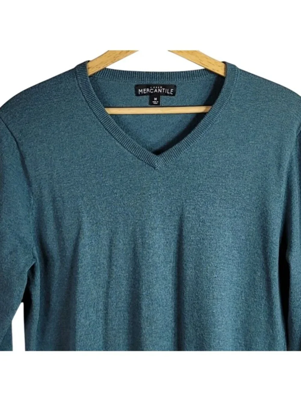 J. Crew Mens Mercantile Merino Wool Sweater Green Med Long Sleeve VNeck Pullover